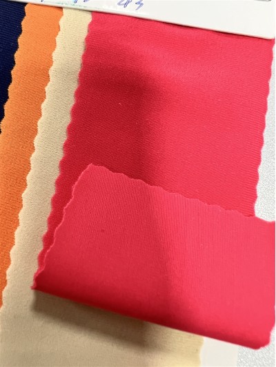 DG-BT 再生錦綸啞光萊卡 成分：82%再生錦綸 18%氨綸  克重：180g/㎡ 幅寬150CM 細節-16